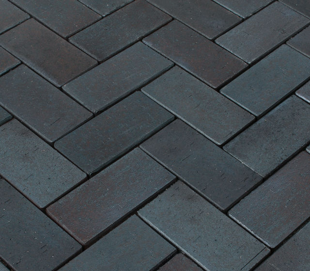 Produktbild av marktegel i svart kulör. Markteglet har formatet 100x200x52 mm