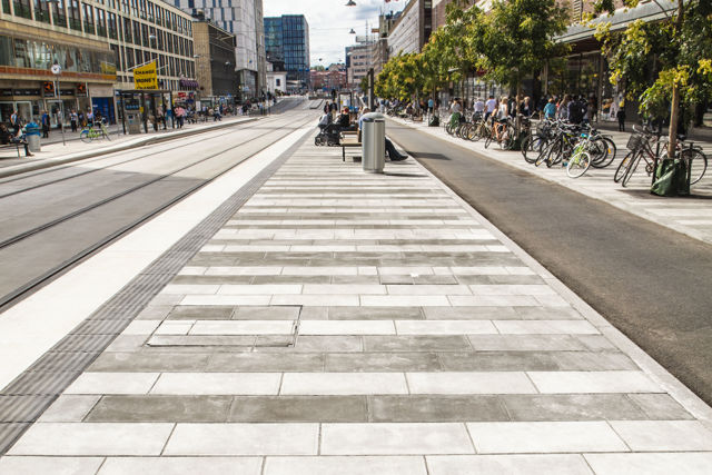 Miljöbild av den våtpressade Klara City på plats längs Klarabergsgatan.