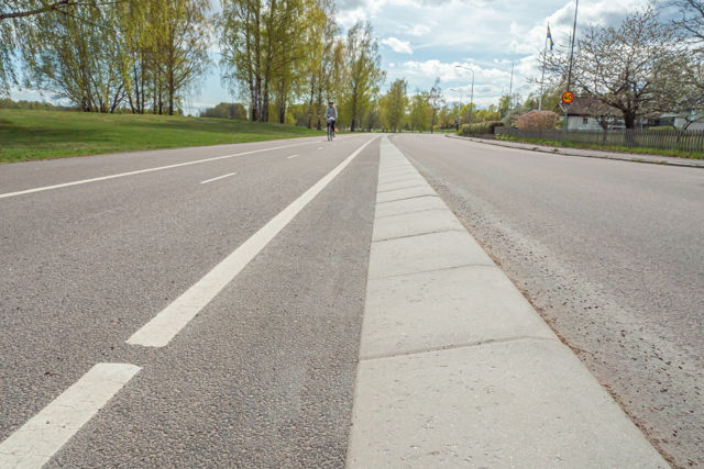 GCM-stöd ramar in cykelledens sträckning jämte fordonsvägen